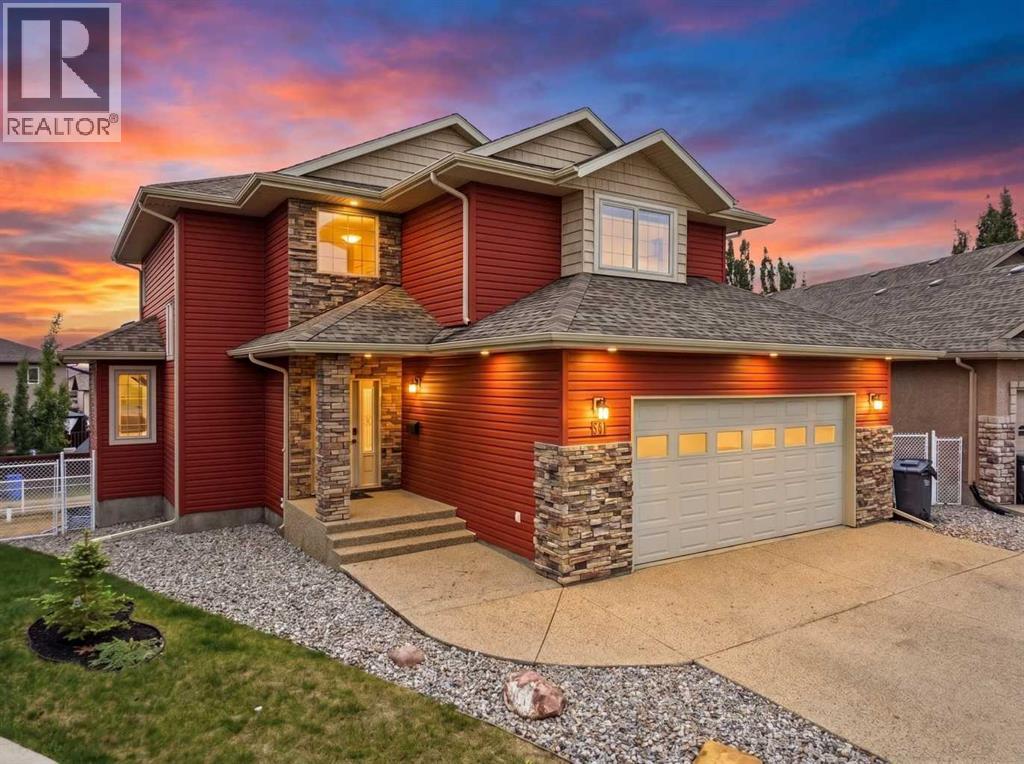 30 Lawson Close Property Photo 1