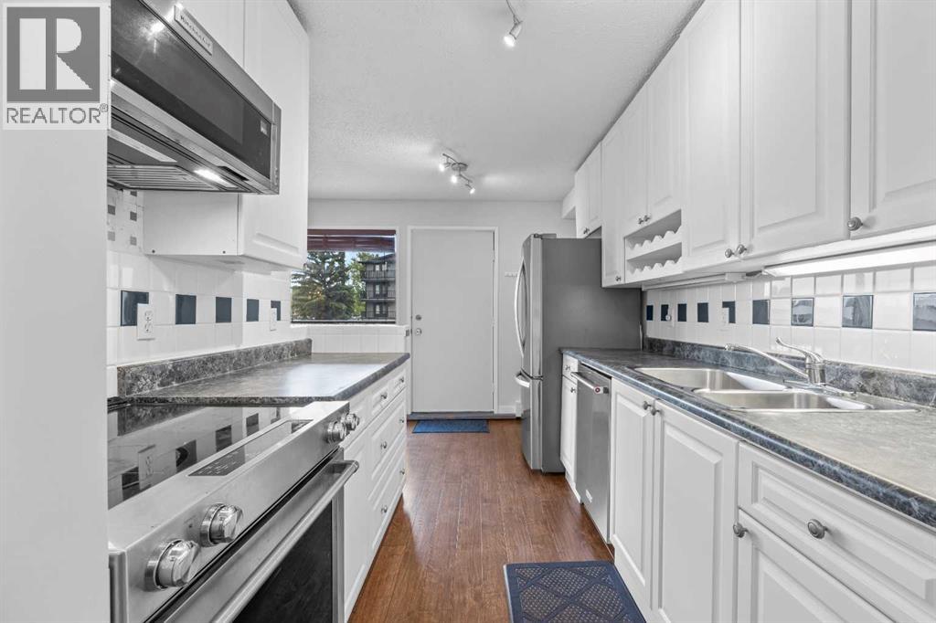 3519 49 Street Northwest Property Photo 10