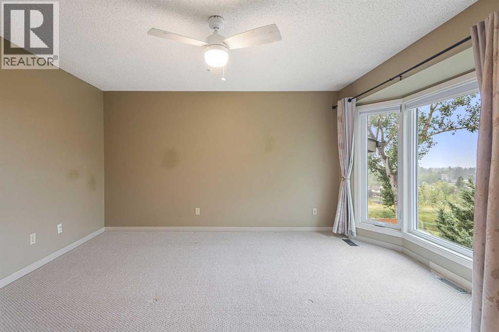 40 Edgemont Estates Road Nw Property Photo 22