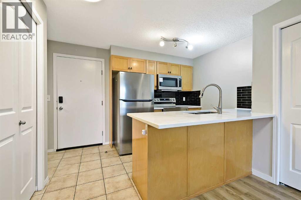 60 Panatella Street Northwest Property Photo 1