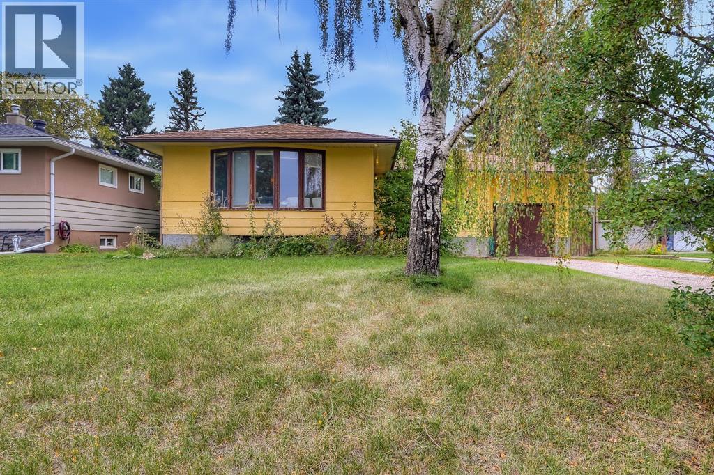 3304 36 Avenue Sw Property Photo 2