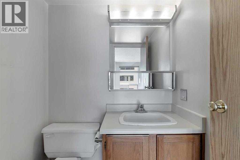 924 14 Avenue Southwest Property Photo 13
