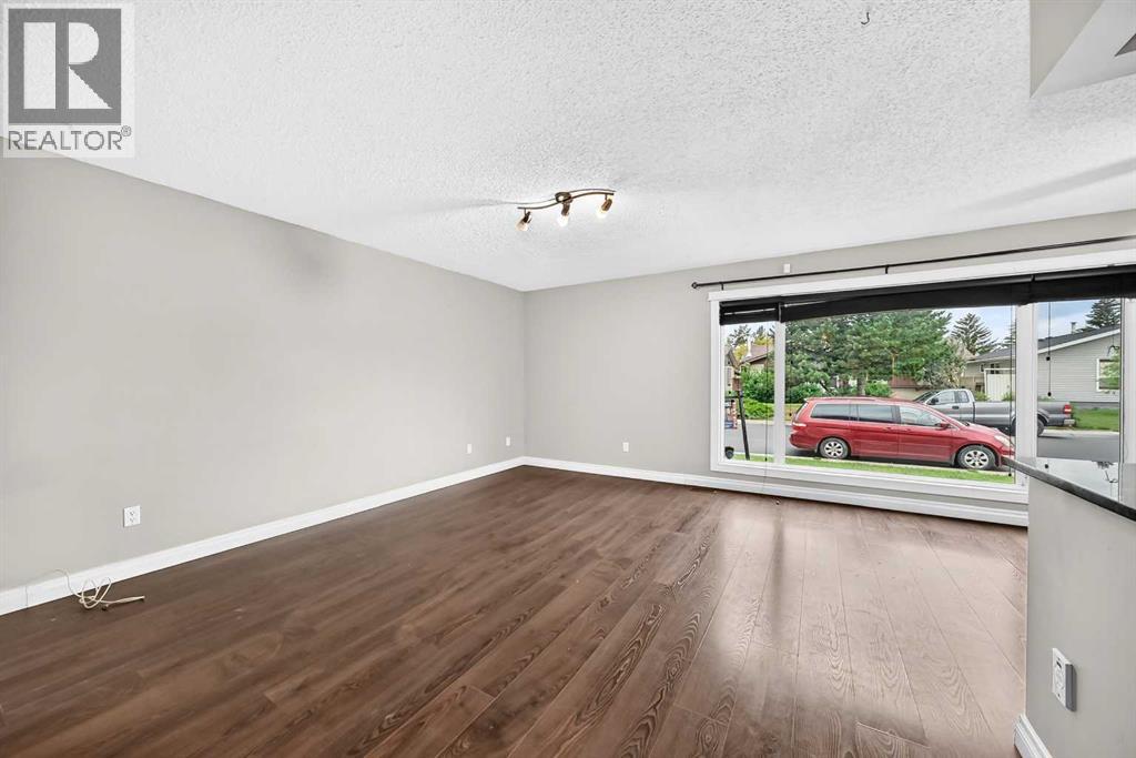 512 Malvern Drive Ne Property Photo 14