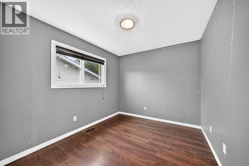 512 Malvern Drive Ne Property Photo 24