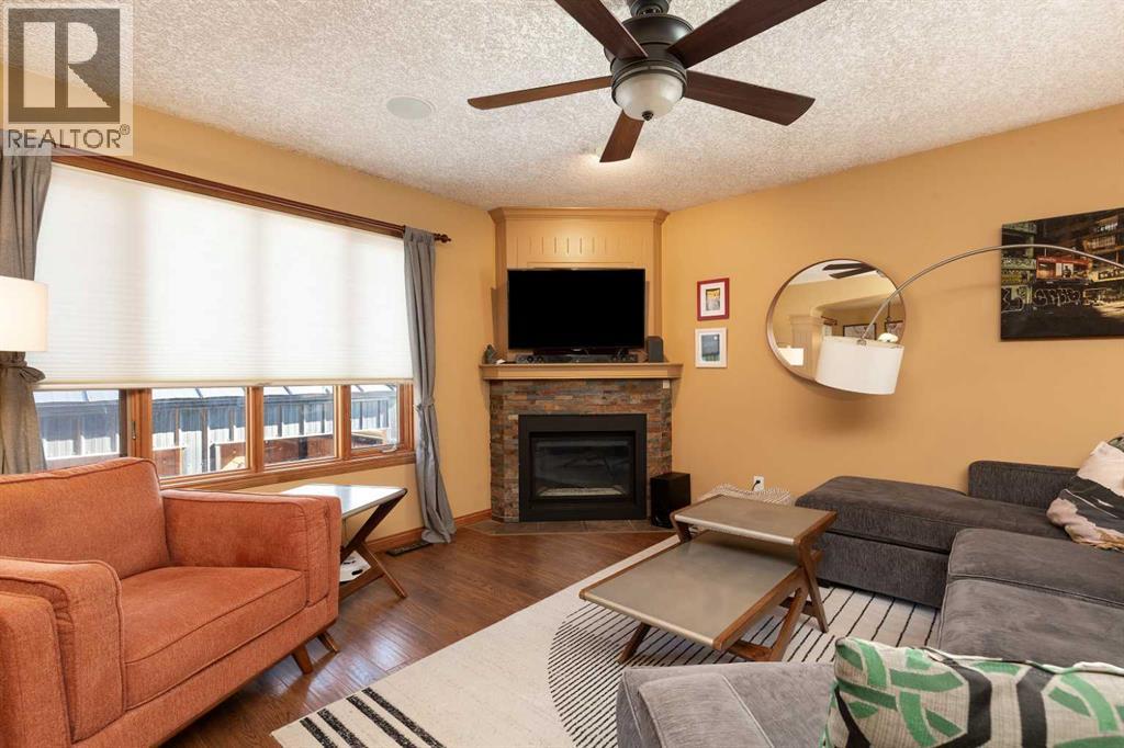 151 Riverdale Terrace W Property Photo 7