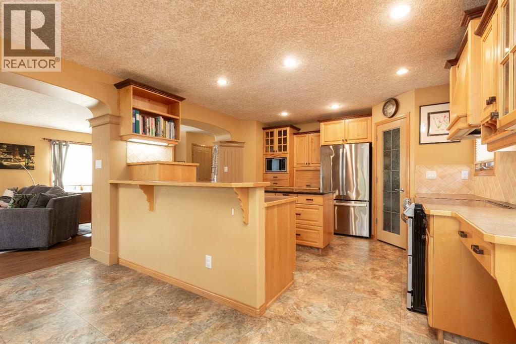151 Riverdale Terrace W Property Photo 10