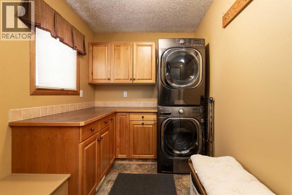 151 Riverdale Terrace W Property Photo 17