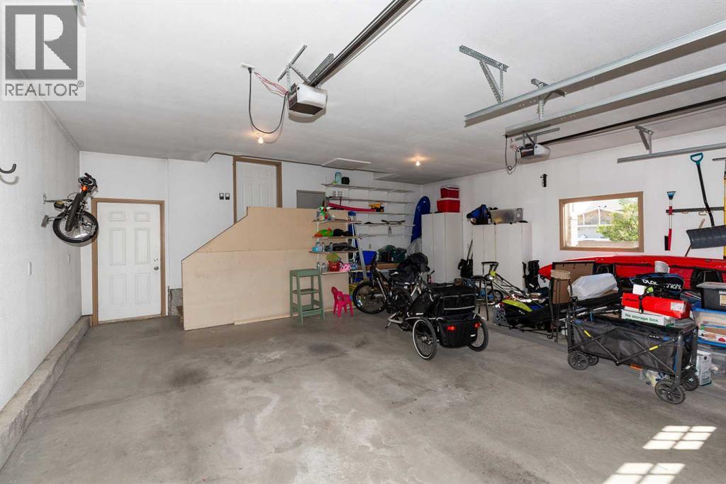 151 Riverdale Terrace W Property Photo 34