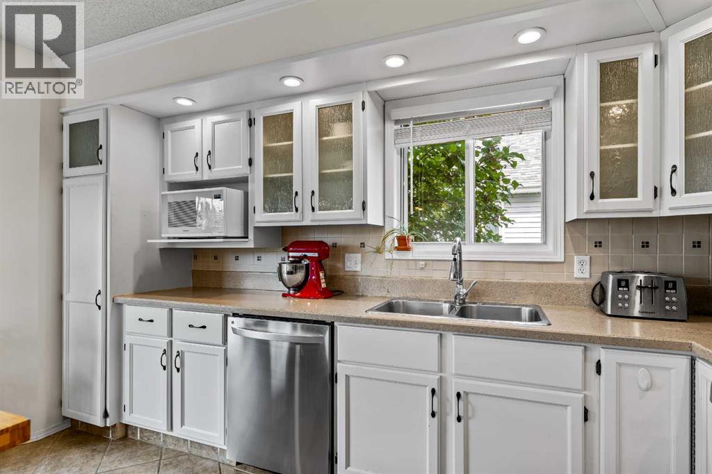 509 Hawkhill Place Nw Property Photo 14
