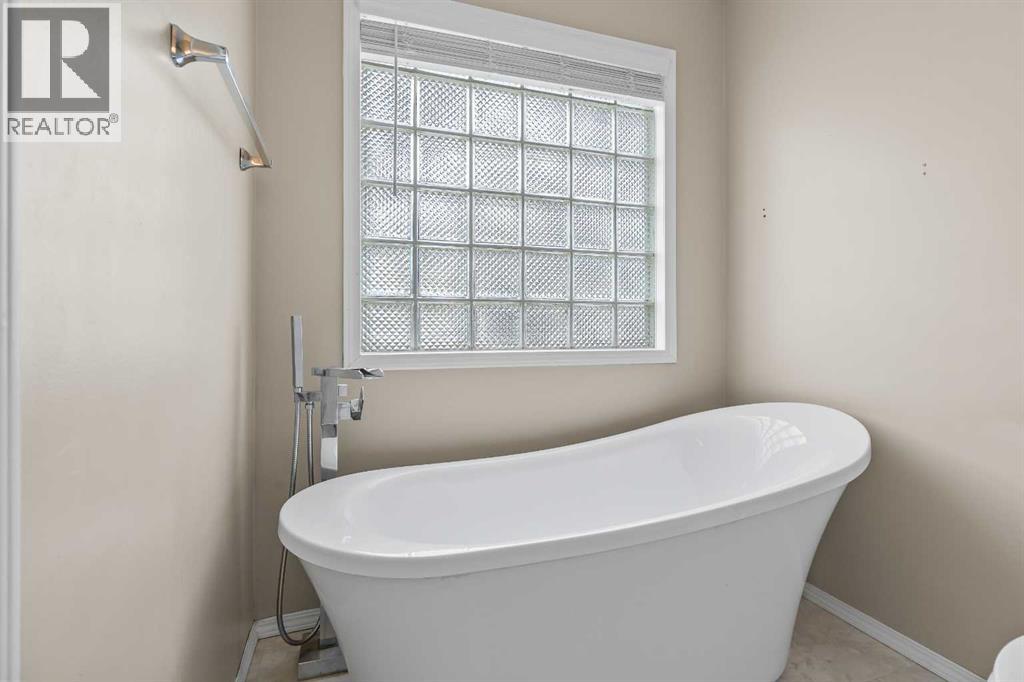 509 Hawkhill Place Nw Property Photo 24
