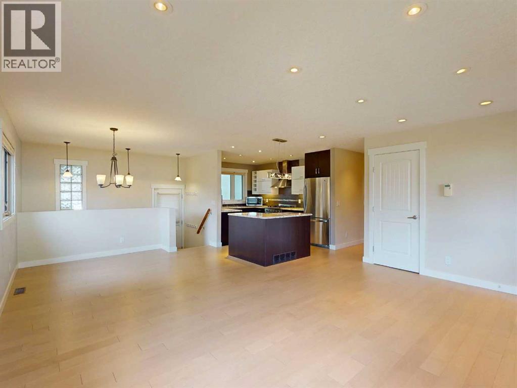 23 Brown Crescent Nw Property Photo 10