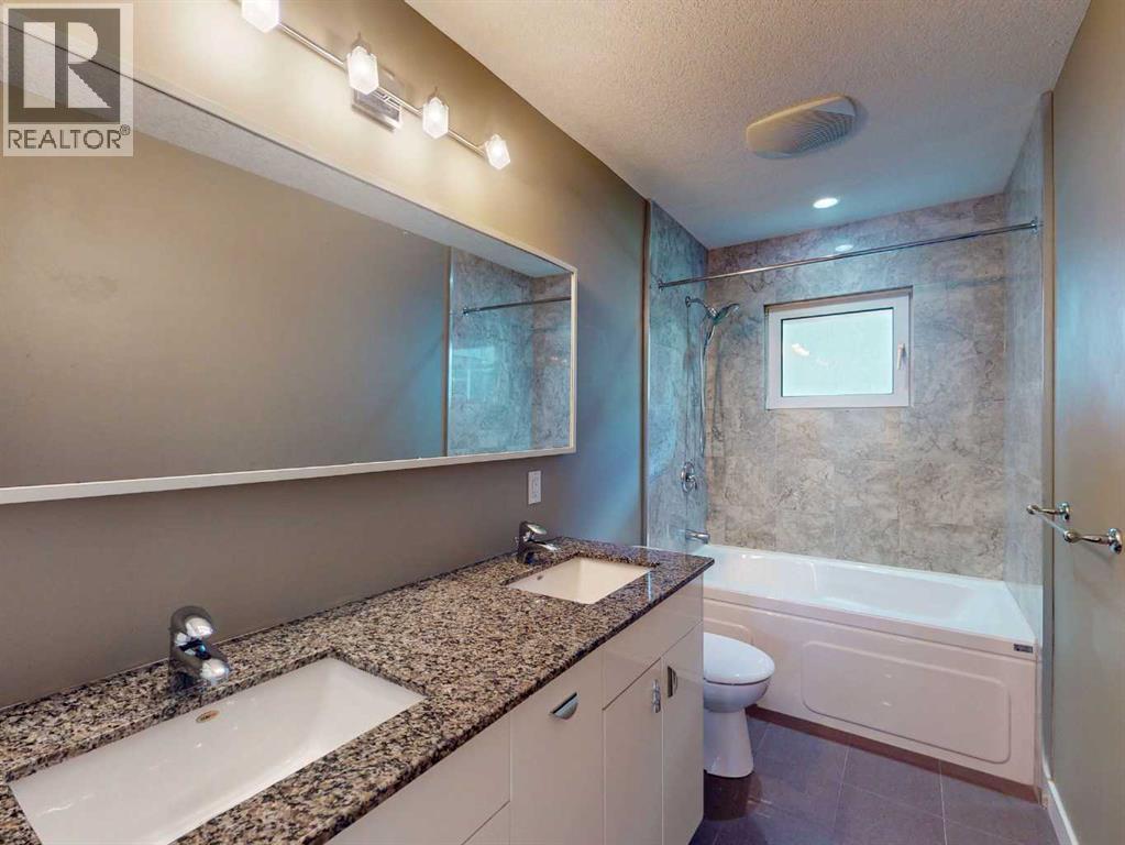 23 Brown Crescent Nw Property Photo 24