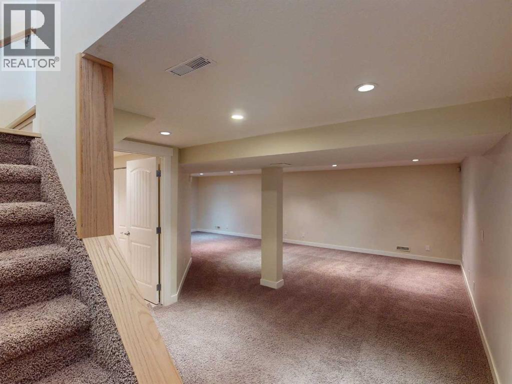 23 Brown Crescent Nw Property Photo 27