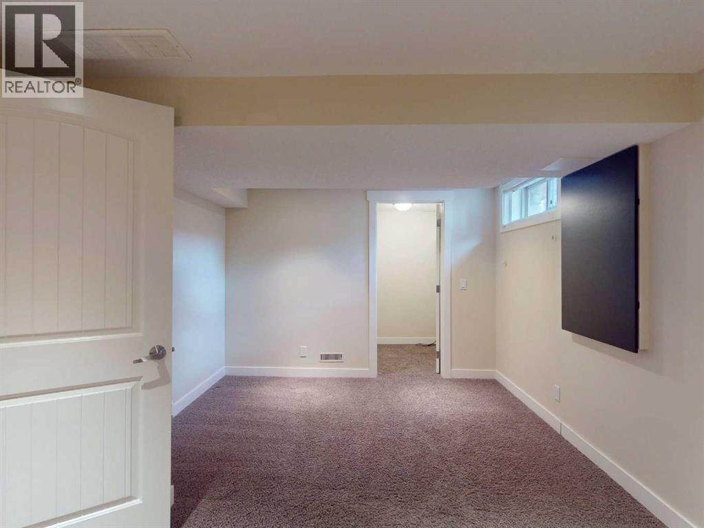 23 Brown Crescent Nw Property Photo 29