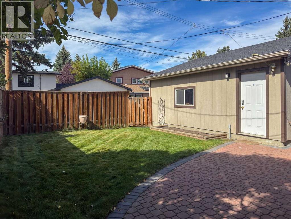 23 Brown Crescent Nw Property Photo 41