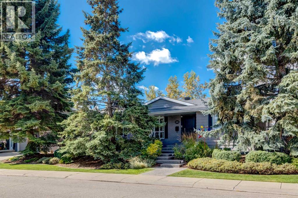 1048 Kerfoot Crescent Sw Property Photo 1