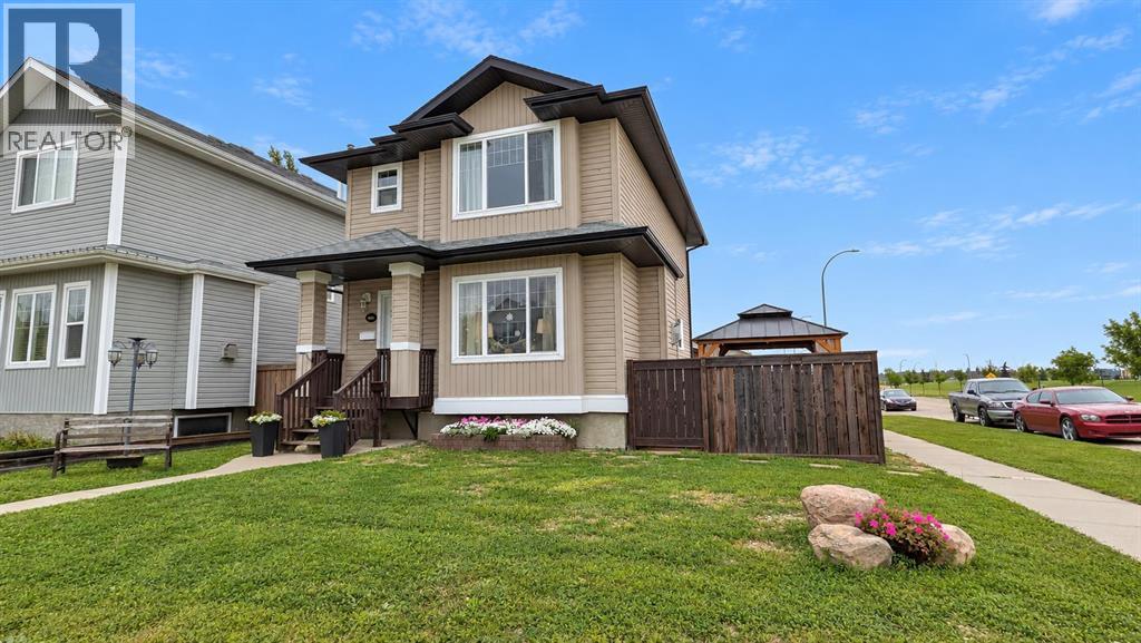 4501 75 Street Property Photo 1