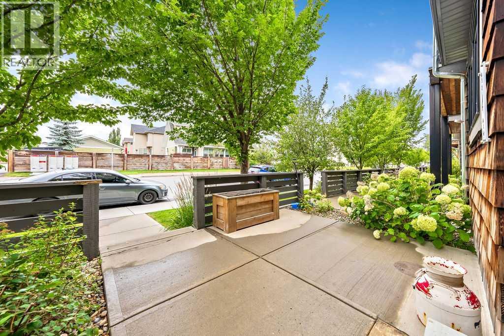 343 Walden Drive Se Property Photo 5