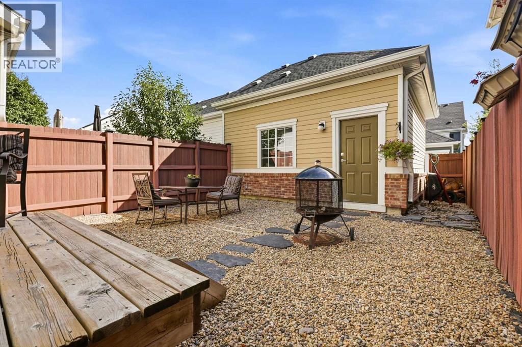 82 Dieppe Drive Sw Property Photo 33