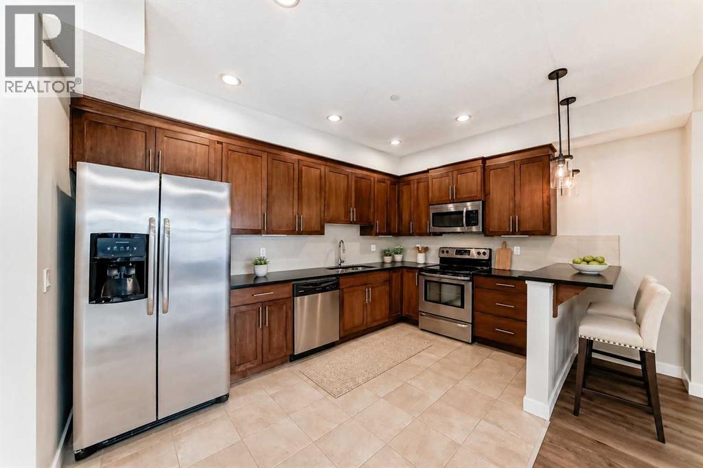 1005 Westmount Drive Property Photo 3