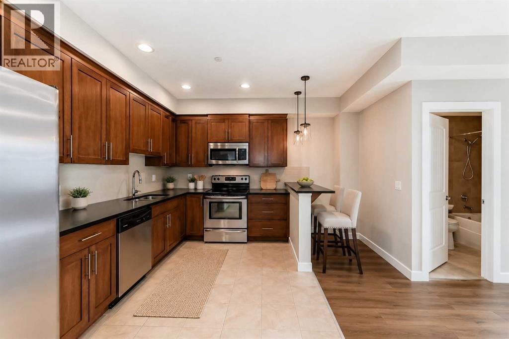 1005 Westmount Drive Property Photo 4