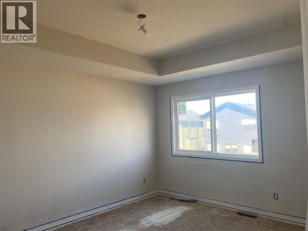 716 Mandalay Boulevard Property Photo 12
