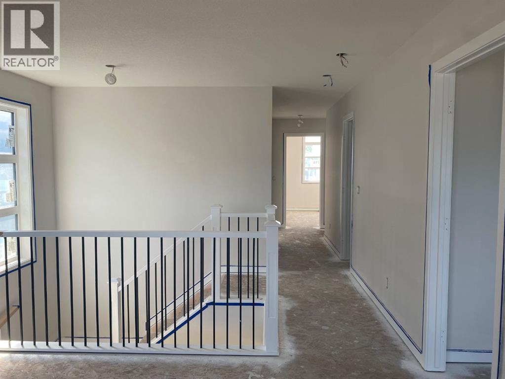 716 Mandalay Boulevard Property Photo 16