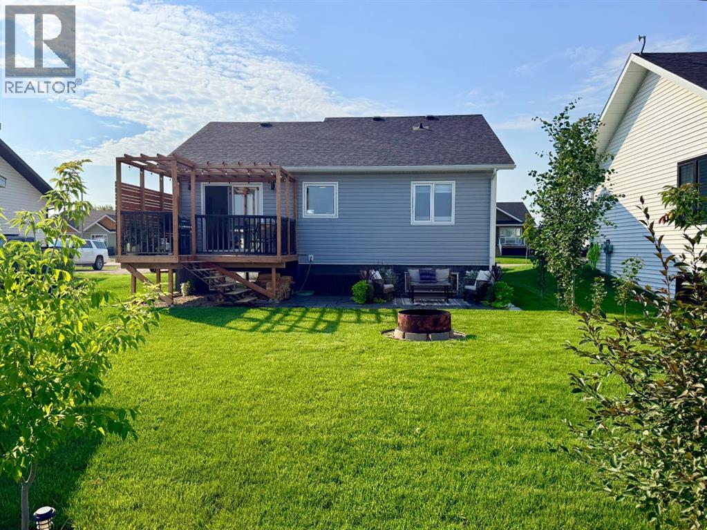 10418 105 Ave Property Photo 5