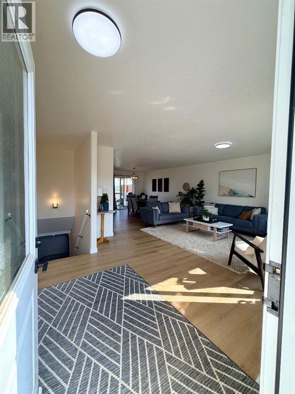 10418 105 Ave Property Photo 10