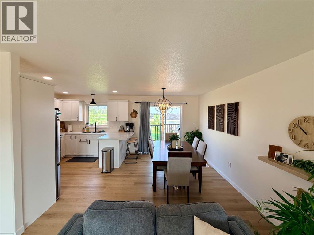 10418 105 Ave Property Photo 17
