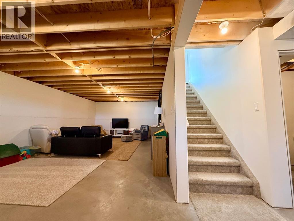 10418 105 Ave Property Photo 36