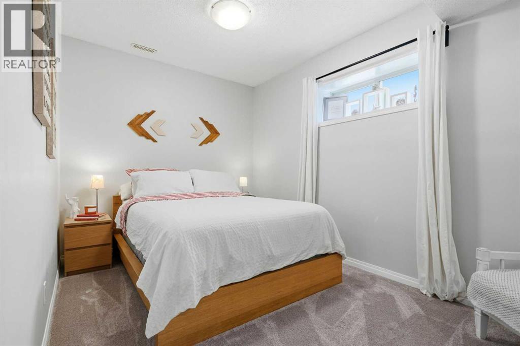 220 Springmere Place Property Photo 34