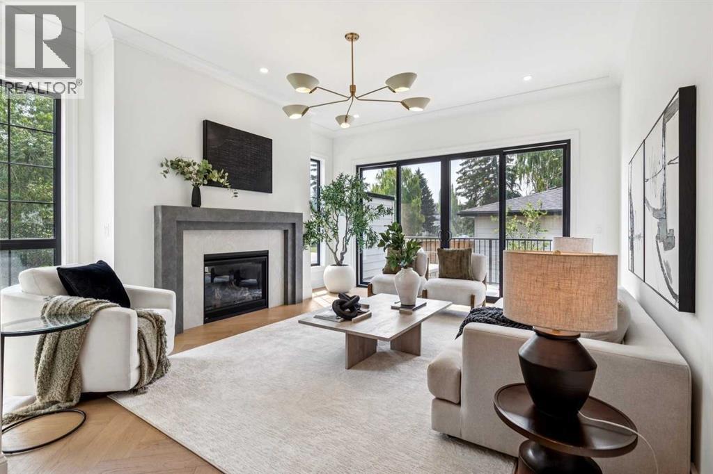1605 42 Avenue Sw Property Photo 1