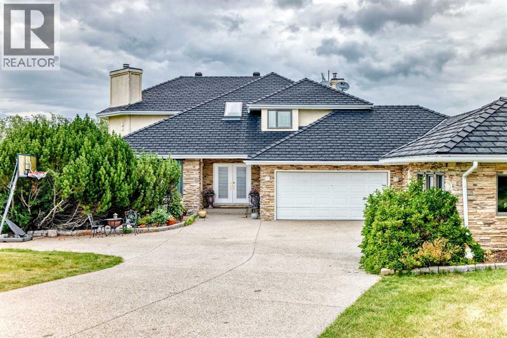 63 Blueridge Close Property Photo 1