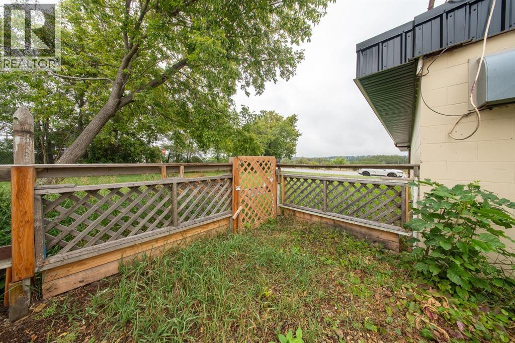 5006 47 Avenue Property Photo 20