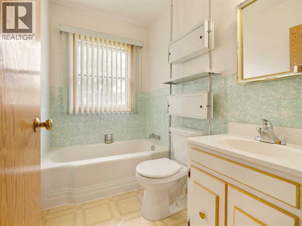 824 Stafford Drive N Property Photo 13
