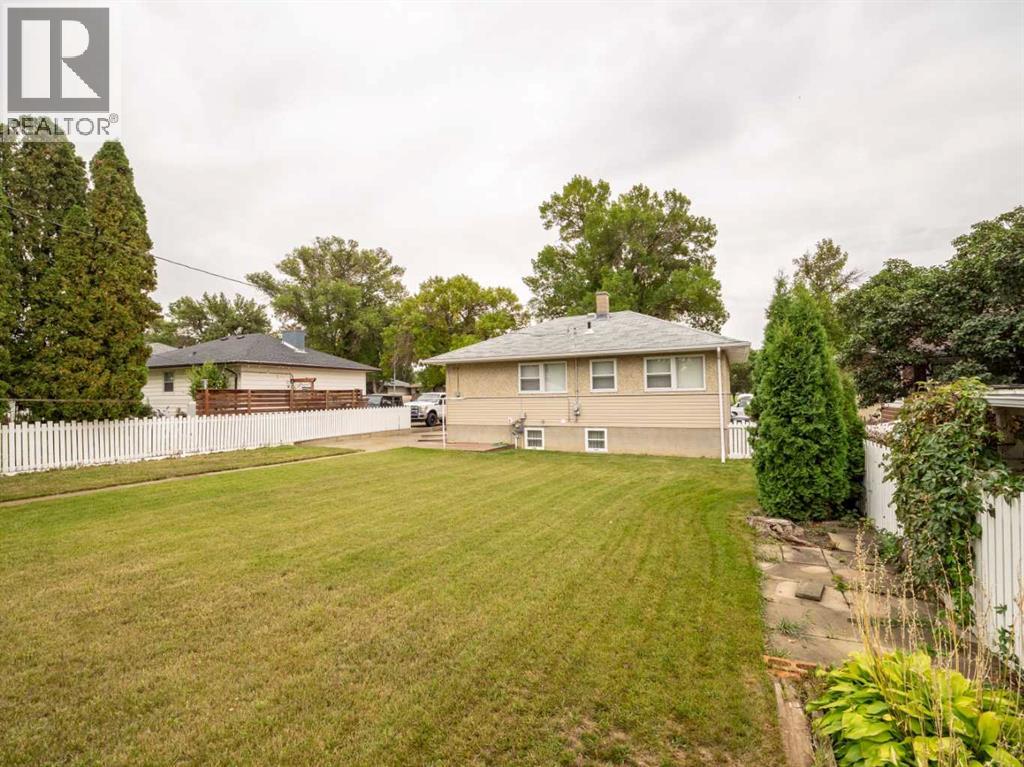 824 Stafford Drive N Property Photo 35