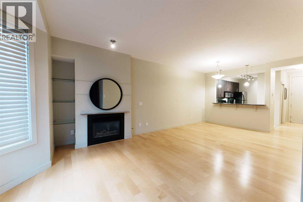 830 Centre Avenue Northeast Property Photo 1