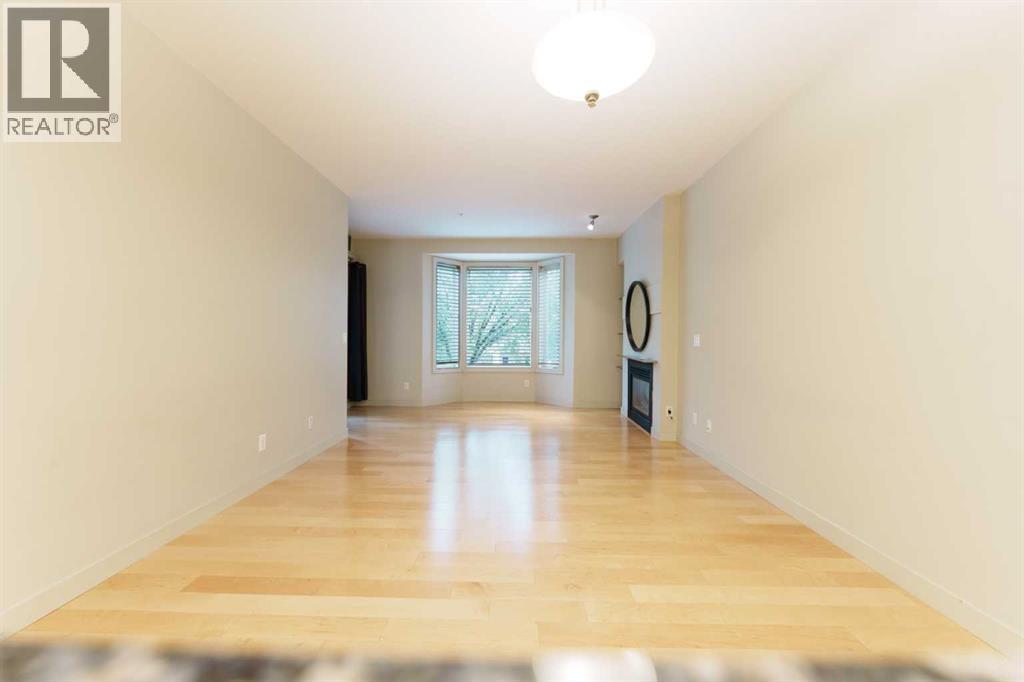 830 Centre Avenue Northeast Property Photo 7