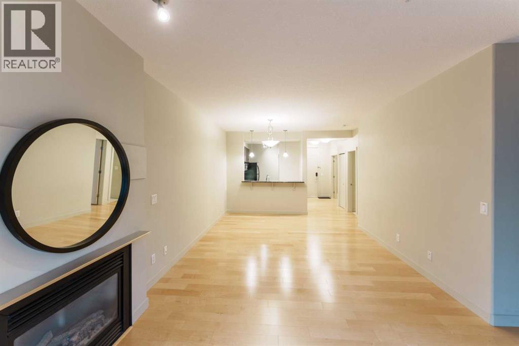 830 Centre Avenue Northeast Property Photo 13