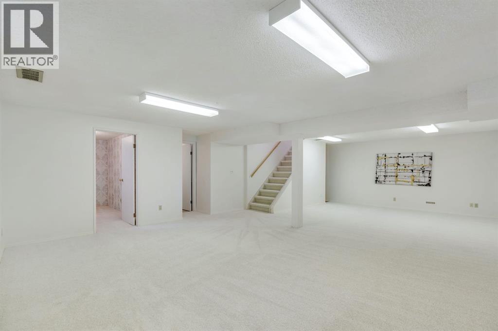 127 Falshire Way Ne Property Photo 27