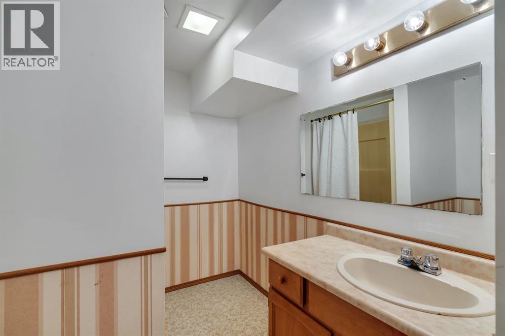 127 Falshire Way Ne Property Photo 30