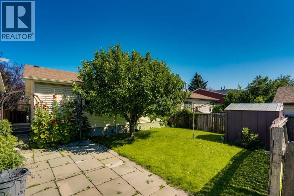 127 Falshire Way Ne Property Photo 32