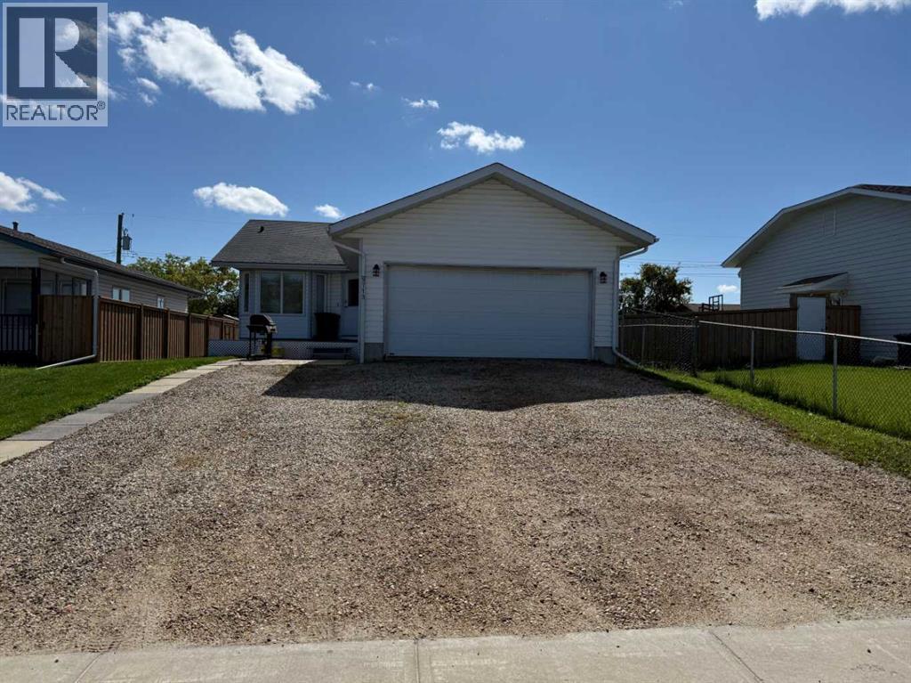 9713 105 Avenue Property Photo 1