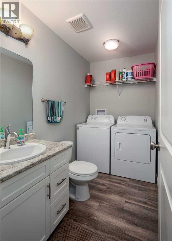 3921 75 Street Property Photo 10