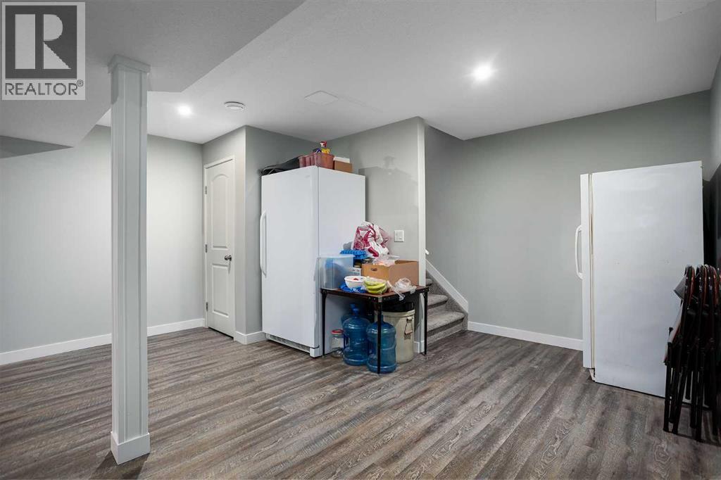 3921 75 Street Property Photo 17