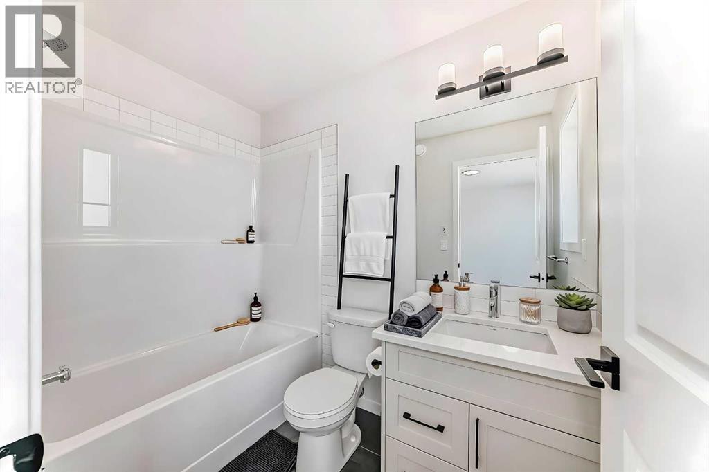 115 Montane Link Se Property Photo 7