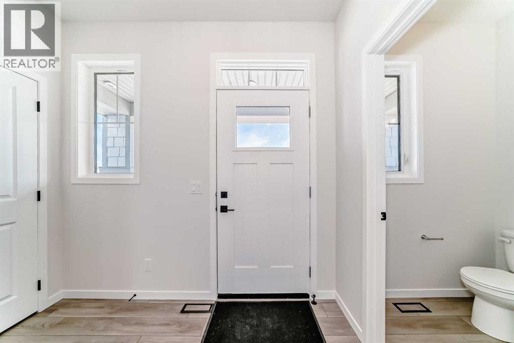 115 Montane Link Se Property Photo 10