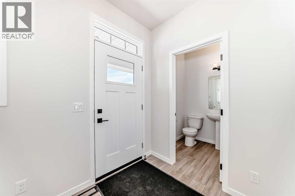 115 Montane Link Se Property Photo 11