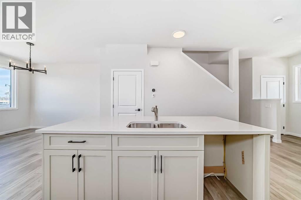 115 Montane Link Se Property Photo 14